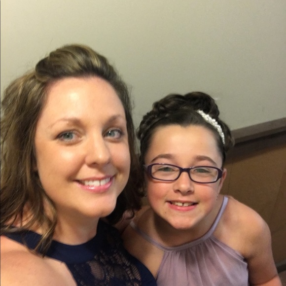 Meet your Posher, April - Picture 3 of 3